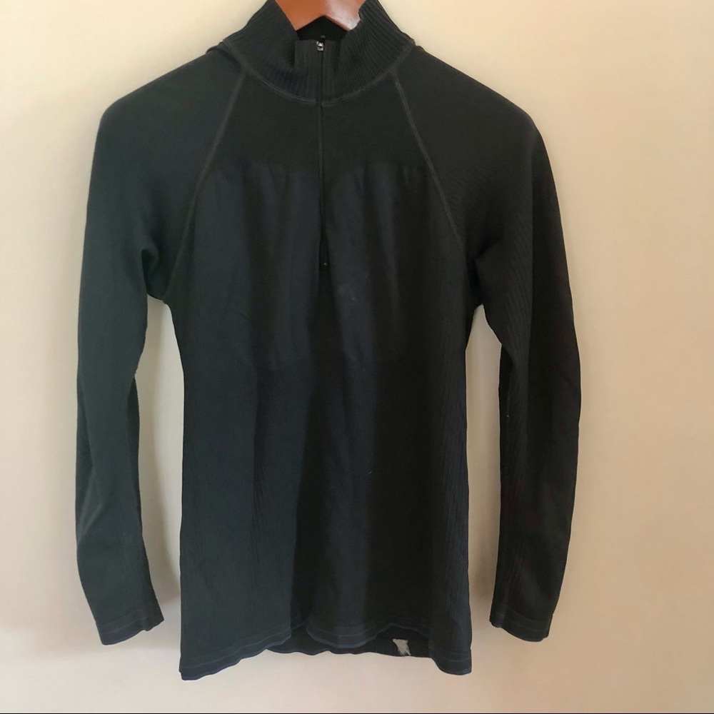 Patagonia Capilene Grey 1/2 Zip Pull Over Long Sleeve Base Layer Shirt, Size Med